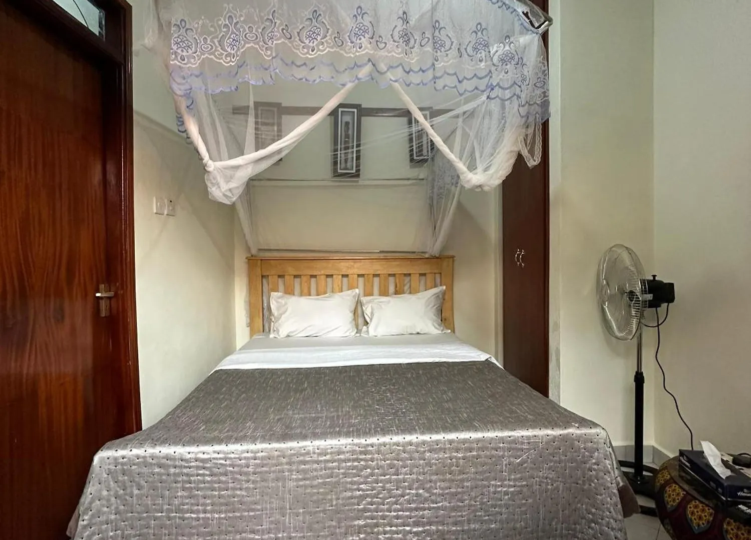 Ryker'S Place Kampala Lägenhet